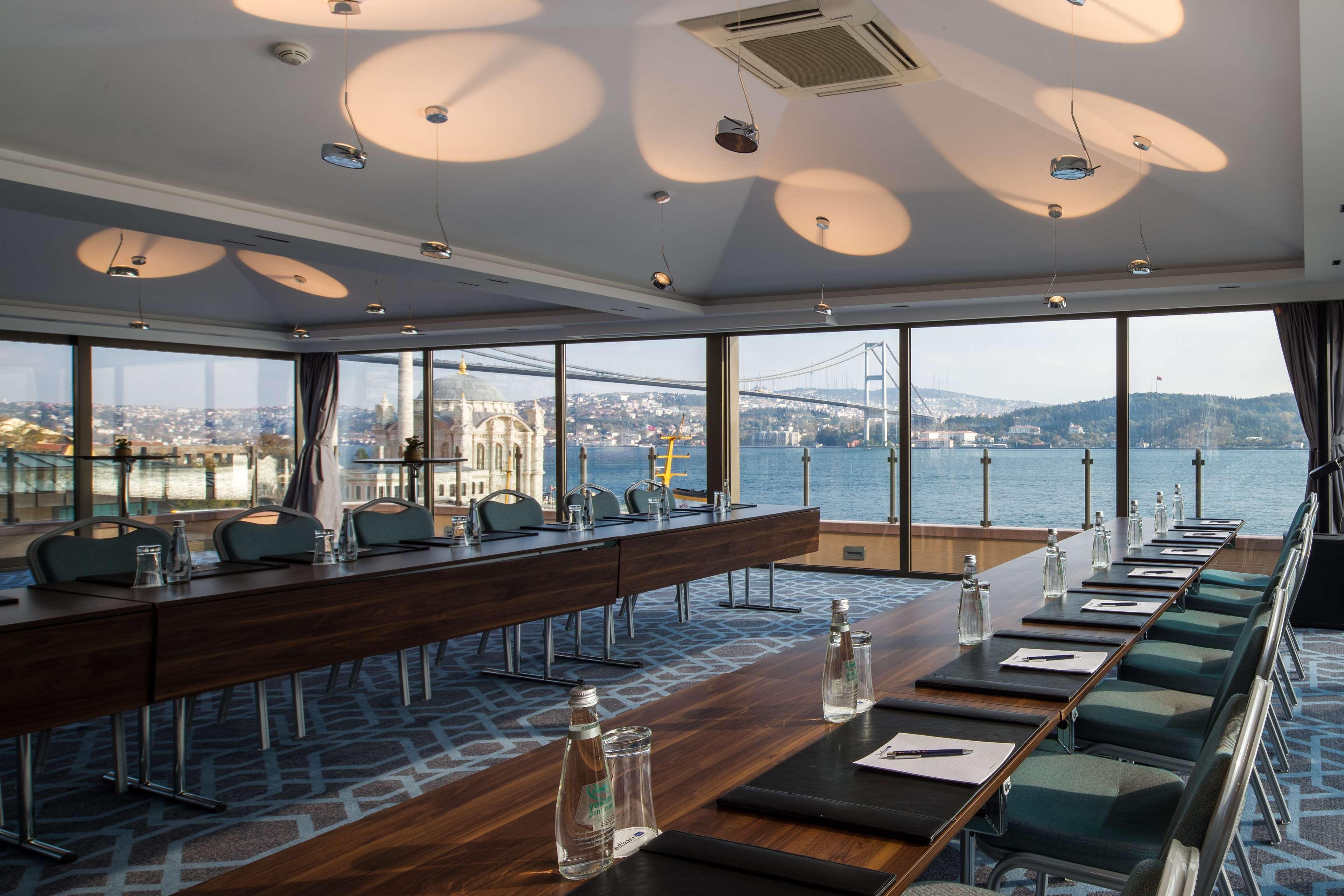 Готель Radisson Blu Bosphorus