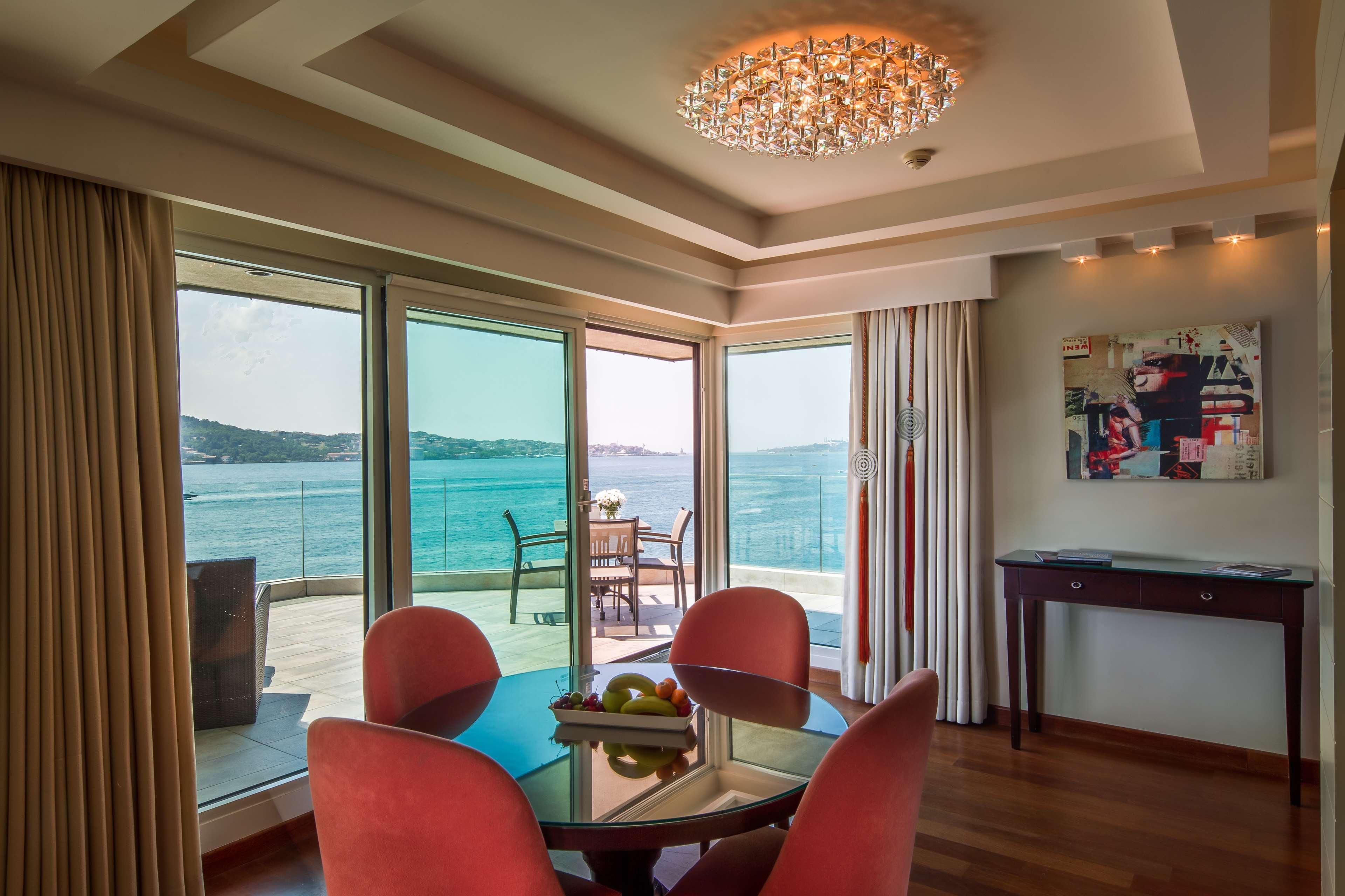 Готель Radisson Blu Bosphorus 5*